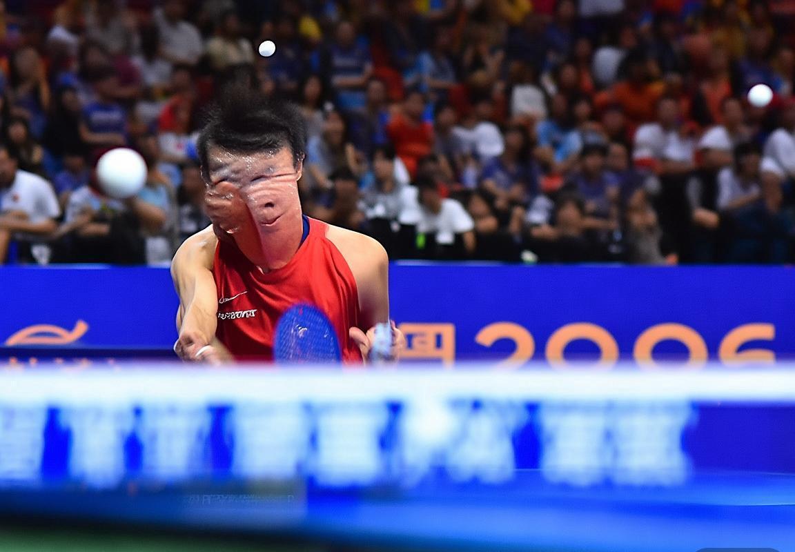 2016乒坛巅峰对决：李晓霞与丁宁传奇之战解析(图1)